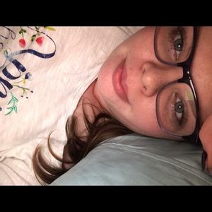 Meet your Posher, Kenisha